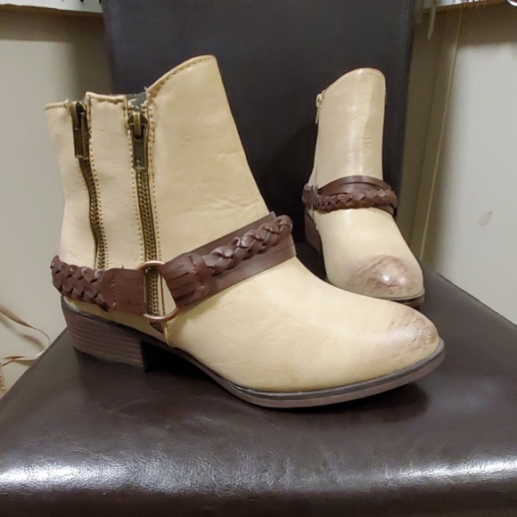 Pierre Dumas ankle boots - Picture 1 of 4